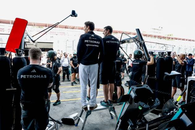 63 George Russell GBR, Mercedes AMG Petronas F1 Team , F1 Grand Prix of Australia at Albert Park Grand Prix Circuit on March 14, 2025 in Melbourne, Australia Photo by HOCH ZWEI Melbourne Australia