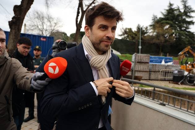 Sport Themen der Woche KW11 Sport Bilder des Tages Gerard Piqué declara como investigado por su mediación en la Supercopa de Espana Gerard Piqué llega a los juzgados de Majadahona para declarar como investigado por su mediación en la Supercopa de Espana en Arabia Saudí, a 14 de marzo de 2025, en Madrid (Espana). La jueza pide además a las autoridades de Arabia SAudí que aporten los depósitos bancarios tanto de Piqué como de Luis Rubiales. JUZGADOS;JUICIO;GERARD PIQUÉ;14 MARZO 2025 Raú Madrid Madrid Espana *** Gerard Piqué arrives at the courts of Majadahona to testify as an investigated for his mediation in the Spanish Super Cup in Saudi Arabia, on March 14, 2025, in Madrid Spain The judge also asked the Saudi Arabian authorities to provide the bank deposits of both Piqué and Luis Rubiales JUDGMENTS GERARD PIQUÉ TRIAL 14 MARCH 2025 Raú Madrid Madrid Madrid Espana  Copyright: xRaulxTerrelx 6578589