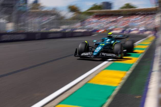 March 14, 2025, Melbourne, Victoria, Australia: Fernando Alonso of Spain drives the (14) Aston Martin Aramco Formula One Team AMR25 Mercedes during the practice ahead of the F1 Grand Prix of Australia at the Albert Park Grand Prix circuit. Melbourne Australia - ZUMAs197 20250314_aaa_s197_038 Copyright: xGeorgexHitchensx