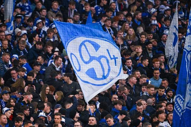 14 03 2025, Soccer, 2 Bundesliga, 26 Matchday Season 2024 2025, FC Schalke 04 Hannover 96, Flag FC Schalke 04, xRHR FOTO TKx Copyright: RHR-FOTOx RHR-FOTO TK