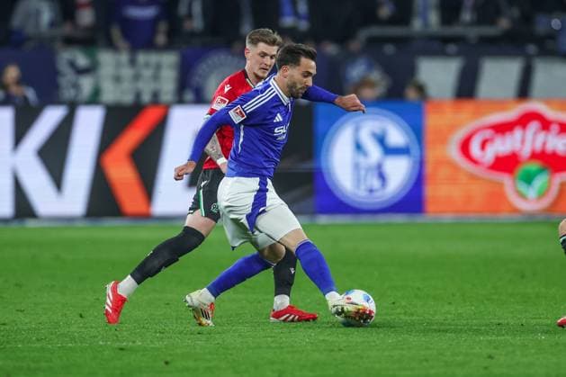 14 03 2025, Football, Season 2024 2025, 2 Bundesliga, Matchday 26, FC Schalke 04 Hannover 96, Kenan Karaman FC Schalke 04 Gelsenkirchen Veltins Arena NRW Germany xRHR PHOTO TRx Copyright: TimxRehbein RHR-FOTOx RHR-FOTO TR