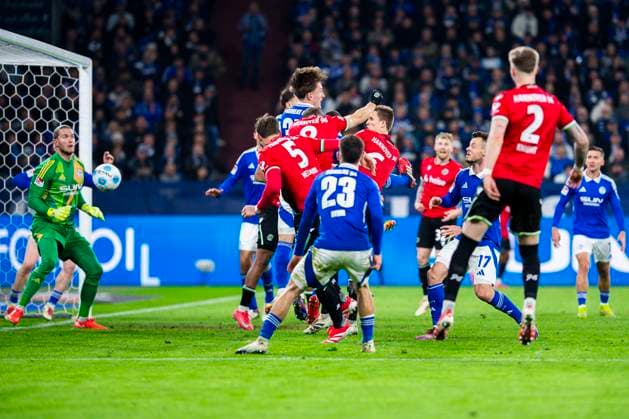 14 03 2025 Football, 2024 2025, 2 Bundesliga, Matchday 26, FC Schalke 04 Hannover 96 M Fabian Kunze Hannover DFL REGULATIONS PROHIBIT ANY USE OF PHOTOGRAPHS AS IMAGE SEQUENCES AND OR QUASI VIDEO Gelsenkirchen North Rhine-Westphalia Germany Veltins Arena