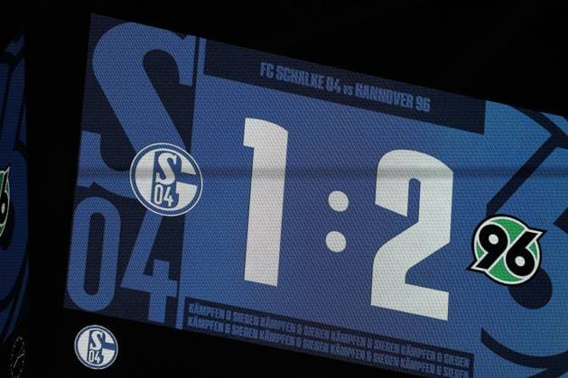 The video cube shows the final score for the match of the 2 BL season 2024 25 FC Schalke 04 Hannover 96 Copyright Thomas Pakusch