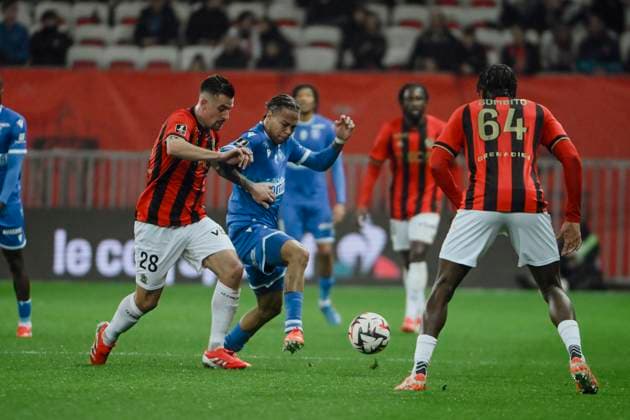 FOOTBALL : OGC Nice vs AJ Auxerre - ligue 1 - 14 3 25 Nice™s midfielder 28 Baptiste Santamaria and Auxerre s midfielder 27 KÃ vin Danoisduring the during the French L1 football match between OGC Nice and AJ Auxerre at Allianz Riviera Stadium of Nice, south France, on March 14, 2025. NICEFrance  Copyright: xfredxDIDES psnewzx
