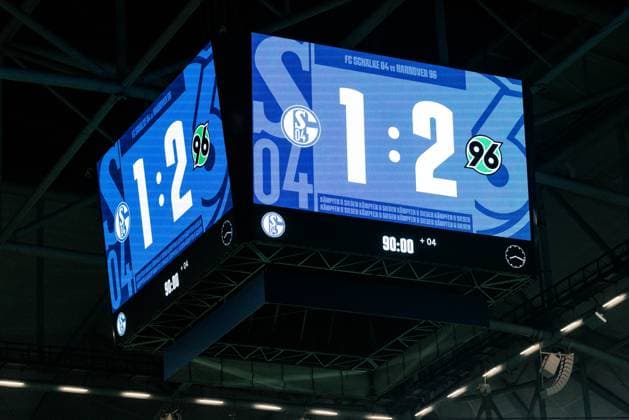 2 Soccer Bundesliga FC Schalke 04 Hannover 96 14 03 2025 End on Schalke 1 2 2 Soccer Bundesliga FC Schalke 04 Hannover 96 Gelsenkirchen, VELTINS Arena on 14 03 2025 DFL REGULATIONS PROHIBIT ANY USE OF PHOTOGRAPHS AS IMAGE SEQUENCES AND OR QUASI VIDEO Copyright: xBEAUTIFULxSPORTS Wunderlx