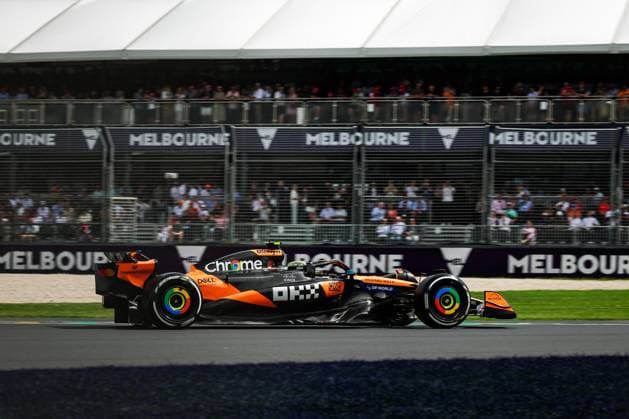 F1 - AUSTRALIAN GRAND PRIX 2025 04 NORRIS Lando (gbr), McLaren F1 Team MCL39, action during the Formula 1 Louis Vuitton Australian Grand Prix 2025, 1st round of the 2025 FIA Formula One World Championship, WM, Weltmeisterschaft from March 14 to 16, 2025 on the Albert Park Grand Prix Circuit, in Melbourne, Australia - MelbourneAustralia  Copyright: xFLORENTxGOODENx