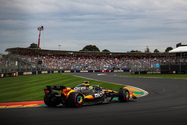 F1 - AUSTRALIAN GRAND PRIX 2025 04 NORRIS Lando (gbr), McLaren F1 Team MCL39, action during the Formula 1 Louis Vuitton Australian Grand Prix 2025, 1st round of the 2025 FIA Formula One World Championship, WM, Weltmeisterschaft from March 14 to 16, 2025 on the Albert Park Grand Prix Circuit, in Melbourne, Australia - MelbourneAustralia  Copyright: xANTONINxVINCENTx