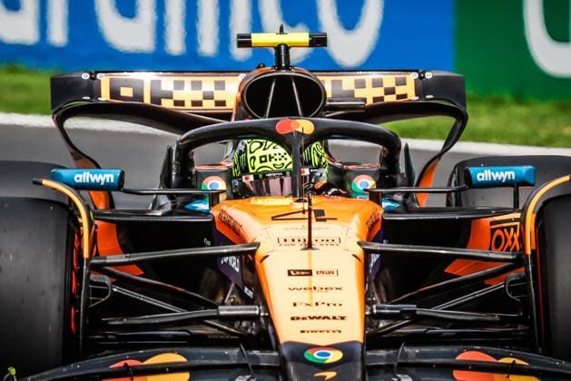 March 15, 2025: MELBOURNE, AUSTRALIA - MARCH 15: Lando Norris of Great Britain drives the McLaren Formula 1 Team MCL39 during third practice at Albert Park in Melbourne, Australia - ZUMAp121 20250315_zsp_p121_021 Copyright: xChrisxPutnamx