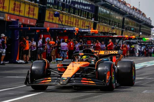 81 Oscar Piastri AUS, McLaren F1 Team , F1 Grand Prix of Australia at Albert Park Grand Prix Circuit on March 15, 2025 in Melbourne, Australia Photo by HOCH ZWEI Melbourne Australia