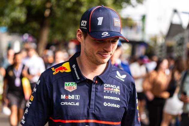 March 15, 2025, Melbourne, Victoria, Australia: Oracle Red Bull Racing driver MAX VERSTAPPEN of Netherlands in the paddock on Saturday at the Formula 1 Louis Vuitton Australian Grand Prix 2025 on March 15, 2025 in Melbourne, Australia. Melbourne Australia - ZUMAf186 20250315_zsp_f186_052 Copyright: xJamesxForresterx
