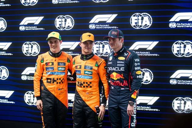 F1 - AUSTRALIAN GRAND PRIX 2025 VERSTAPPEN Max (ned), Red Bull Racing RB21, portrait PIASTRI Oscar (aus), McLaren F1 Team MCL39, portrait NORRIS Lando (gbr), McLaren F1 Team MCL39, portrait pole position during the Formula 1 Louis Vuitton Australian Grand Prix 2025, 1st round of the 2025 FIA Formula One World Championship, WM, Weltmeisterschaft from March 14 to 16, 2025 on the Albert Park Grand Prix Circuit, in Melbourne, Australia - Copyright: xJoaoxFilipex