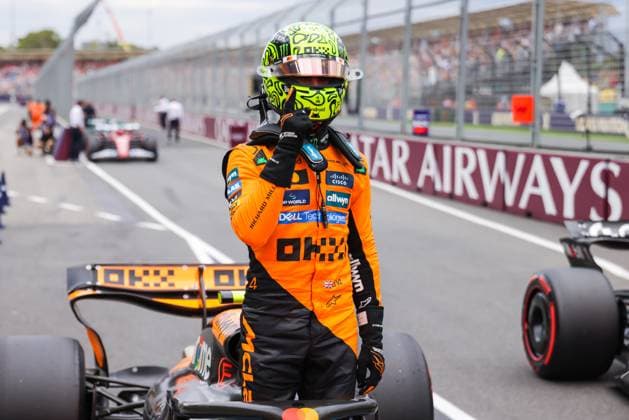 March 15, 2025: MELBOURNE, AUSTRALIA - MARCH 15: Lando Norris of Great Britain drives the McLaren Formula 1 Team MCL39 and gets pole position in qualifying at Albert Park in Melbourne, Australia - ZUMAp121 20250315_zsp_p121_049 Copyright: xChrisxPutnamx