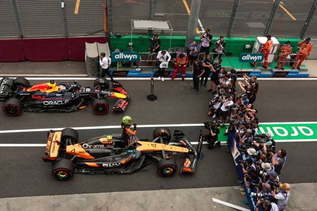 4 Lando Norris GBR, McLaren F1 Team , 1 Max Verstappen NLD, Oracle Red Bull Racing , F1 Grand Prix of Australia at Albert Park Grand Prix Circuit on March 15, 2025 in Melbourne, Australia Photo by HOCH ZWEI Melbourne Australia