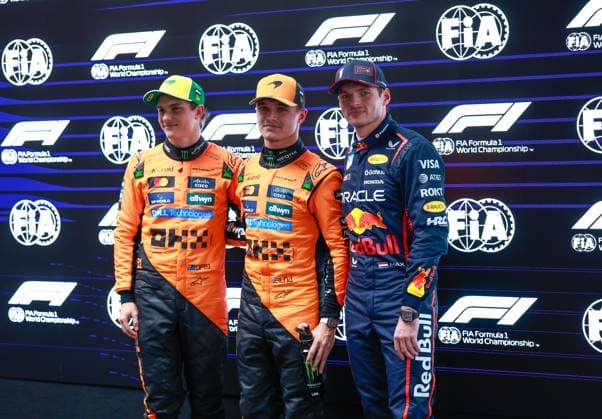 81 Oscar Piastri AUS, McLaren F1 Team , 4 Lando Norris GBR, McLaren F1 Team , 1 Max Verstappen NLD, Oracle Red Bull Racing , F1 Grand Prix of Australia at Albert Park Grand Prix Circuit on March 15, 2025 in Melbourne, Australia Photo by HOCH ZWEI Melbourne Australia