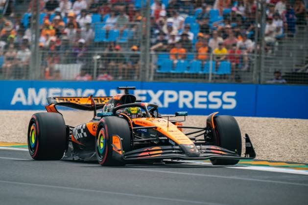 March 15, 2025, Melbourne, Victoria, Australia: McLaren Formula 1 Team driver OSCAR PIASTRI (81) of Australia at Turn 10 (Waite) on Saturday at the Formula 1 Louis Vuitton Australian Grand Prix 2025 on March 15, 2025 in Melbourne, Australia. Melbourne Australia - ZUMAf186 20250315_zsp_f186_084 Copyright: xJamesxForresterx