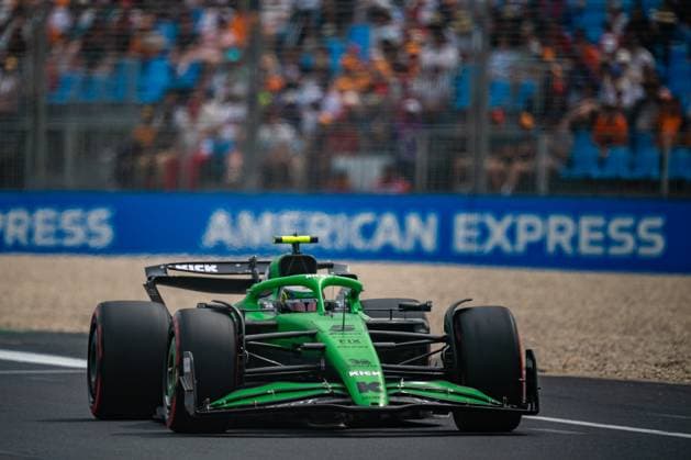 March 15, 2025, Melbourne, Victoria, Australia: Stake F1 Team Kick Sauber driver GABRIEL BORTOLETO (5) of Brazil at Turn 10 (Waite) on Saturday at the Formula 1 Louis Vuitton Australian Grand Prix 2025 on March 15, 2025 in Melbourne, Australia. Melbourne Australia - ZUMAf186 20250315_zsp_f186_111 Copyright: xJamesxForresterx