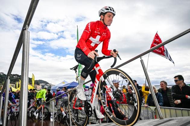 Paris - Nice 2025 - stage 7 AURON, FRANCE - MARCH 15 : Schmid Mauro (SUI) of Team Jayco Alula before the start of the race during stage 7 of the 83th edition of the Paris - Nice cycling race, a stage of 109,3km with start in Nice and finish at Auron on March 15, 2025 in Auron, France, 15 03 2025 ( Motordriver Kenny Verfaillie - Auron France  Copyright: xNicoxVereeckenx