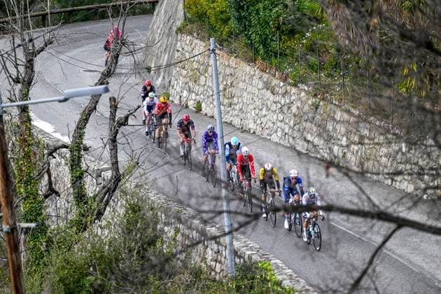 Paris - Nice 2025 - stage 7 AURON, FRANCE - MARCH 15 : Illustration picture of the escape pack during stage 7 of the 83th edition of the Paris - Nice cycling race, a stage of 109,3km with start in Nice and finish at Auron on March 15, 2025 in Auron, France, 15 03 2025 ( Motordriver Kenny Verfaillie - Auron France  Copyright: xNicoxVereeckenx