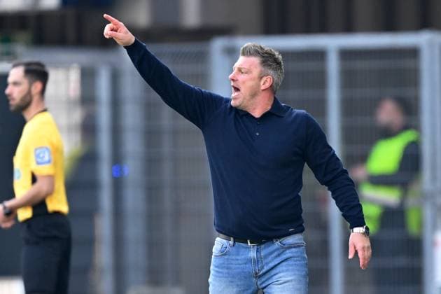 Paderborn, Home Deluxe Arena, 15 03 25, GER, Herren, 2 Bundesliga, Saison 2024 2025, SC Paderborn 07 1 FC Kaiserslautern Bild Trainer Lukas KWASNIOK Paderborn Only for editorial use DFL regulations prohibit any use of photographs as image sequences and or quasi video NRW Germany