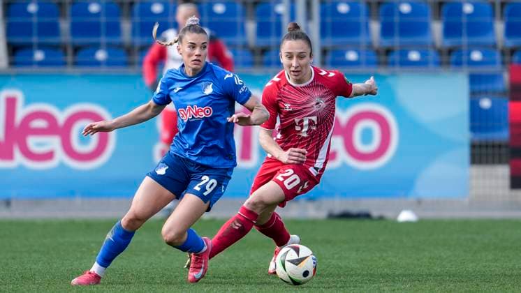 v li Selina Cerci TSG, 29 , Sylwia Matysik Köln, 20 , duel, duel, tackle, tackling, dynamics, action, action, 15 03 2025, Sinsheim Hoffenheim Germany , Football, Google Pixel Women Bundesliga, TSG 1899 Hoffenheim 1 FC Köln, DFB DFL REGULATIONS PROHIBIT ANY USE OF PHOTOGRAPHS AS IMAGE SEQUENCES AND OR QUASI VIDEO xozx