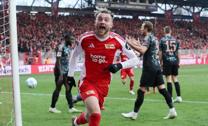 Bilder des Jahres 2025, Sport 03 März Sport Themen der Woche KW11 Sport Bilder des Tages Benedict Hollerbach jubelt nach 1:1 Ausgleich Freude Emotion Jubel Fußball Fussball Bundesliga Herren DFL 26. Spieltag Saison 2024 2025 15.03.2025 1.FC Union Berlin FCU vs. FC Bayern München FCB DFL regulations prohibit any use of photographs as image sequences and or quasi-video. *** Benedict Hollerbach cheers after 1 1 equalizer joy emotion jubilation Sport Football Soccer Bundesliga Men DFL 26 Matchday Season 2024 2025 15 03 2025 1 FC Union Berlin FCU vs FC Bayern Munich FCB DFL regulations prohibit any use of photographs as image sequences and or quasi video