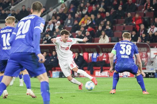 Luca Waldschmidt Koeln 9 , GER, 1 FC Koeln vs SV Darmstadt 98, 2 Fussball Bundesliga, 26 Matchday, Season 2024 2025, 15 03 2025, DFL REGULATIONS PROHIBIT ANY USE OF PHOTOGRAPHS AS IMAGE SEQUENCES AND OR QUASI VIDEO, GER, 1 FC Koeln vs SV Darmstadt 98, 2 Fussball Bundesliga, 26 Matchday, Season 2024 2025, 15 03 2025, Koeln Copyright: xEibner-Pressefoto JoergxNiebergax EP_JNL