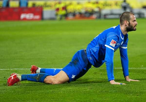 Aleksandar Vukotic SV Darmstadt, 20 lies on the ground after a tackle 1 FC Köln SC Darmstadt 98, 15 03 2025 Football, 2 Bundesliga, RheinEnergieStadion Köln DFL regulations prohibit any use of photographs as image sequences and or quasi video Copyright: HMBxMedia xMarcoxBader