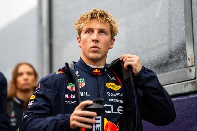 FORMULA 1 AUSTRALIAN GRAND PRIX 2025 RACE DAY LIAM LAWSON (NZL) of Oracle Red Bull Racing 30 during the FORMULA 1 LOUIS VUITTON AUSTRALIAN GRAND PRIX 2025 RACE DAY at Albert Park Circuit, Melbourne, Australia on 16 March 2025 Credit: Antoine Lapeyre Every Second Media Editorial use only. All images are copyright Every Second Media Limited. No images may be reproduced without prior permission. Copyright: xIMAGO EveryxSecondxMediax ESM-1369-0058 AntoinexLapeyrex xEveryxSecondxMediax