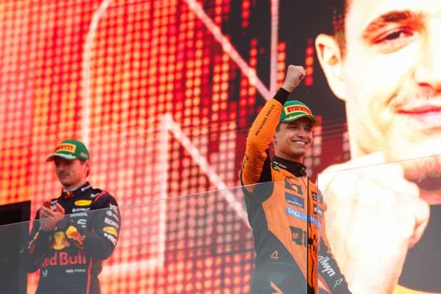 F1 - AUSTRALIAN GRAND PRIX 2025 NORRIS Lando (gbr), McLaren F1 Team MCL39, portrait podium during the Formula 1 Louis Vuitton Australian Grand Prix 2025, 1st round of the 2025 FIA Formula One World Championship, WM, Weltmeisterschaft from March 14 to 16, 2025 on the Albert Park Grand Prix Circuit, in Melbourne, Australia - MelbourneAustralia  Copyright: xANTONINxVINCENTx