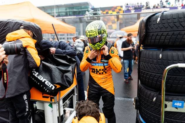 F1 - AUSTRALIAN GRAND PRIX 2025 NORRIS Lando (gbr), McLaren F1 Team MCL39, portrait during the Formula 1 Louis Vuitton Australian Grand Prix 2025, 1st round of the 2025 FIA Formula One World Championship, WM, Weltmeisterschaft from March 14 to 16, 2025 on the Albert Park Grand Prix Circuit, in Melbourne, Australia -  Copyright: xJoaoxFilipex