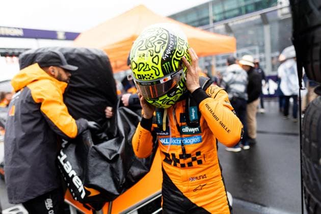 F1 - AUSTRALIAN GRAND PRIX 2025 NORRIS Lando (gbr), McLaren F1 Team MCL39, portrait during the Formula 1 Louis Vuitton Australian Grand Prix 2025, 1st round of the 2025 FIA Formula One World Championship, WM, Weltmeisterschaft from March 14 to 16, 2025 on the Albert Park Grand Prix Circuit, in Melbourne, Australia -  Copyright: xJoaoxFilipex