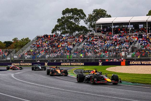 MOTORI - Formula 1 - FORMULA 1 LOUIS VUITTON AUSTRALIAN GRAND PRIX 2025 - Race Max Verstappen (NED) - Oracle Red Bull Racing - Red Bull RB21 - Honda RBPT during the Race of Formula 1 Louis Vuitton Australian Grand Prix 2025; Albert Park, Melbourne, Australia, from March 14 to 16 2025 Australia Australia  Copyright: xIPAxSport ABACAx