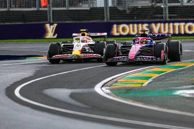 MOTORI - Formula 1 - FORMULA 1 LOUIS VUITTON AUSTRALIAN GRAND PRIX 2025 - Race Pierre Gasly (FRA) - Alpine F1 Team - Alpine A525 - Renaul Yuki Tsunoda (JPN) - Visa Cash App RB F1 Team - RB VCARB02 - Honda RBPT during the Race of Formula 1 Louis Vuitton Australian Grand Prix 2025; Albert Park, Melbourne, Australia, from March 14 to 16 2025 Australia Australia  Copyright: xIPAxSport ABACAx
