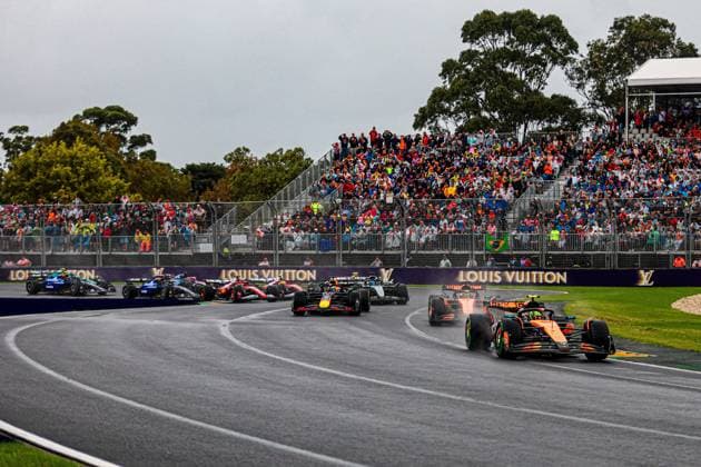 MOTORI - Formula 1 - FORMULA 1 LOUIS VUITTON AUSTRALIAN GRAND PRIX 2025 - Race start of the race during the Race of Formula 1 Louis Vuitton Australian Grand Prix 2025; Albert Park, Melbourne, Australia, from March 14 to 16 2025 Australia Australia  Copyright: xIPAxSport ABACAx