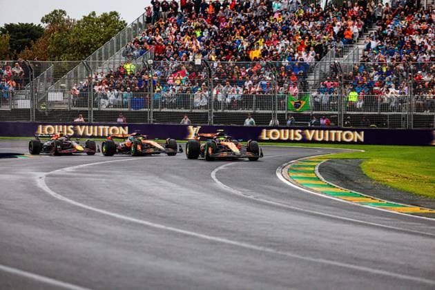 MOTORI - Formula 1 - FORMULA 1 LOUIS VUITTON AUSTRALIAN GRAND PRIX 2025 - Race start of the race during the Race of Formula 1 Louis Vuitton Australian Grand Prix 2025; Albert Park, Melbourne, Australia, from March 14 to 16 2025 Australia Australia  Copyright: xIPAxSport ABACAx
