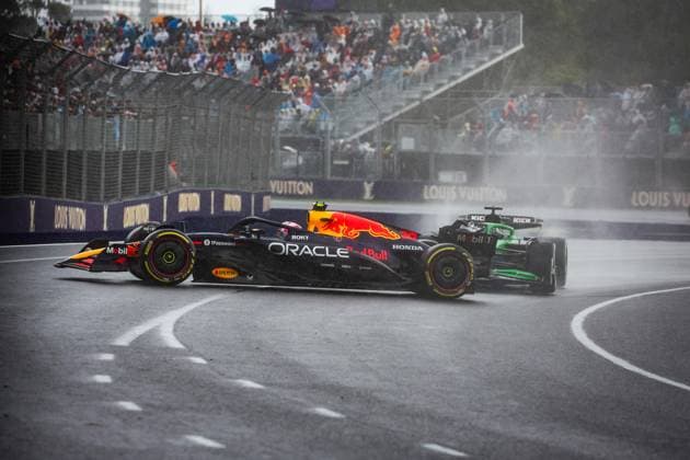 Bilder des Jahres 2025, Sport 03 März Sport Themen der Woche KW11 Sport Bilder des Tages Crash of 30 Liam Lawson (AUS, Oracle Red Bull Racing), F1 Grand Prix of Australia at Albert Park Grand Prix Circuit on March 16, 2025 in Melbourne, Australia. (Photo by HOCH ZWEI) Melbourne Australia *** Crash of 30 Liam Lawson AUS, Oracle Red Bull Racing , F1 Grand Prix of Australia at Albert Park Grand Prix Circuit on March 16, 2025 in Melbourne, Australia Photo by HOCH ZWEI Melbourne Australia