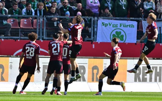 16 03 2025 Soccer Season 2024 2025 2 Soccer Bundesliga 26 Matchday 1 FC Nürnberg FCN Club SpVgg Greuther Fürth Kleeblatt Derby Frankenderby Sportfoto Zink MeZi xmexzix DFL regulations prohibit any use of photographs as image sequences and or quasi video only for editorial use Torjubel Jubel Freude nach Treffer Tor Torschuß zum 1 0 durch Julian Justvan 10, 1 FC Nürnberg FCN