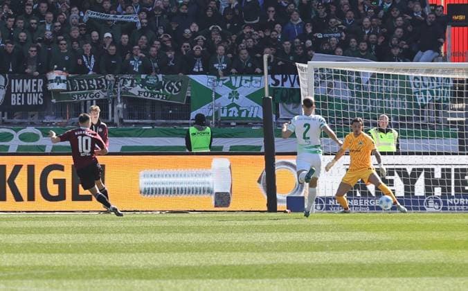 16 03 2025 Soccer Season 2024 2025 2 Soccer Bundesliga 26 Matchday 1 FC Nürnberg FCN Club SpVgg Greuther Fürth Kleeblatt Derby Frankenderby Sportfoto Zink DaMa xdaxmax DFL regulations prohibit any use of photographs as image sequences and or quasi video only for editorial use Tor Treffer Goal shot for 1 0 Goalscorer Julian Justvan 10, 1 FC Nürnberg FCN gg Nahuel Noll 44, SpVgg Greuther Fürth