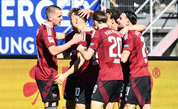 16 03 2025 Soccer Season 2024 2025 2 Soccer Bundesliga 26 Matchday 1 FC Nürnberg FCN Club SpVgg Greuther Fürth Kleeblatt Derby Frankenderby Sportfoto Zink xwoxzix DFL regulations prohibit any use of photographs as image sequences and or quasi video only for editorial use Torjubel Jubel Freude nach Treffer Tor Torschuß zum 1 0 durch Julian Justvan 10, 1 FC Nürnberg FCN