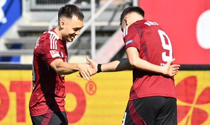 16 03 2025 Soccer Season 2024 2025 2 Soccer Bundesliga 26 Matchday 1 FC Nürnberg FCN Club SpVgg Greuther Fürth Kleeblatt Derby Frankenderby Sportfoto Zink xwoxzix DFL regulations prohibit any use of photographs as image sequences and or quasi video only for editorial use Torjubel Jubel nach Treffer Tor Torschuß zum 1 0 durch Julian Justvan 10, 1 FC Nürnberg FCN Julian Justvan 10, 1 FC Nürnberg FCN Stefanos Tzimas 9, 1 FC Nürnberg FCN