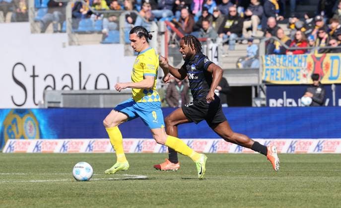 Eintracht BS vs Hertha BSC Berlin Braunschweig, 16 03 2025, Football, Season 24 25, 2 Bundesliga, Matchday 26, Eintracht Braunschweig vs Hertha BSC Berlin, Picture shows Rayan Philippe BTSV, 9 Braunschweig