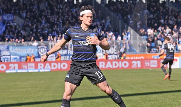 Eintracht BS vs Hertha BSC Berlin Braunschweig, 16 03 2025, Soccer, Season 24 25, 2 Bundesliga, Matchday 26, Eintracht Braunschweig vs Hertha BSC Berlin, Picture shows jubilation at Hertha over the goal to 1 0 by Fabian Reese Hertha, 11 Braunschweig