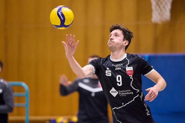 Serve by Samuel Elgert TV Rottenburg, 09 GER, TuS Kriftel against TV Rottenburg,Volleyball, 2 Bundesliga, Matchday 19, Season 2024 2025, 15 03 25 GER, TuS Kriftel against TV Rottenburg,Volleyball, 2 Bundesliga, Matchday 19, Season 2024 2025, 15 03 25 Kriftel Copyright: xEibner-Pressefoto GeraldxOelze-dexStoppanyx EP-ODS