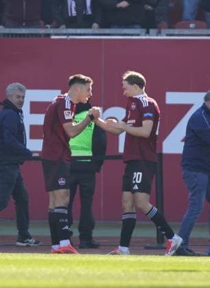 16 03 2025 Soccer Season 2024 2025 2 Soccer Bundesliga 26 Matchday 1 FC Nürnberg FCN Club SpVgg Greuther Fürth Kleeblatt Derby Frankenderby Sportfoto Zink DaMa xdaxmax DFL regulations prohibit any use of photographs as image sequences and or quasi video only for editorial use Jubel Freude Torjubel nach Tor zum 3 0 Stefanos Tzimas 9, 1 FC Nürnberg FCN Caspar Jander 20, 1 FC Nürnberg FCN jubelt freut sich Torschütze Stefanos Tzimas 9, 1 FC Nürnberg FCN