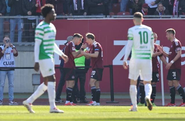 16 03 2025 Soccer Season 2024 2025 2 Soccer Bundesliga 26 Matchday 1 FC Nürnberg FCN Club SpVgg Greuther Fürth Kleeblatt Derby Frankenderby Sportfoto Zink DaMa xdaxmax DFL regulations prohibit any use of photographs as image sequences and or quasi video only for editorial use Jubel Freude Torjubel nach Tor zum 3 0 Stefanos Tzimas 9, 1 FC Nürnberg FCN Caspar Jander 20, 1 FC Nürnberg FCN jubelt freut sich Torschütze Stefanos Tzimas 9, 1 FC Nürnberg FCN