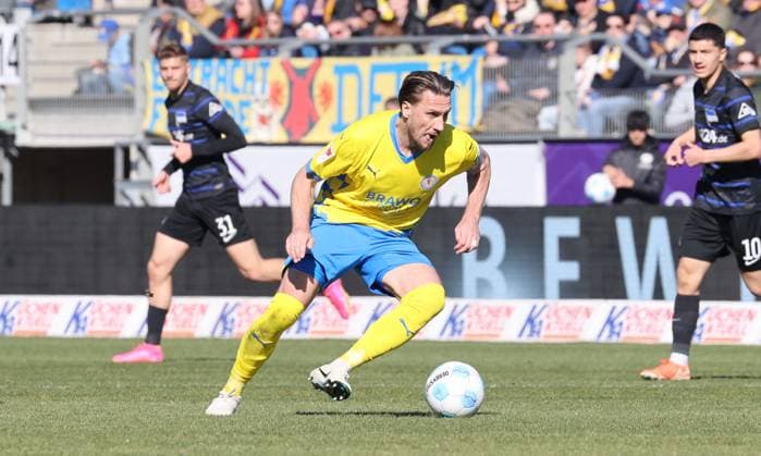 Eintracht BS vs Hertha BSC Berlin Braunschweig, 16 03 2025, Football, Season 24 25, 2 Bundesliga, Matchday 26, Eintracht Braunschweig vs Hertha BSC Berlin, Picture shows Ermin Bicakcic BTSV, 6 Braunschweig