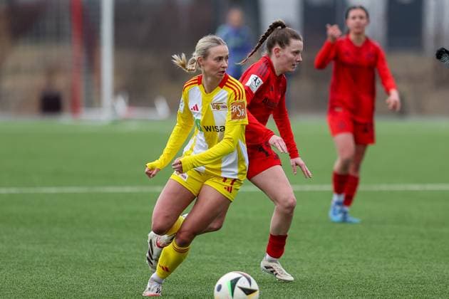 Judith Steinert 1 FC Union Berlin, 17 on the ball with Sarah Ernst FC Bayern Muenchen II U20, 10 , GER, FC Bayern Muenchen II vs 1 FC Union Berlin, Football, 2 Womens Bundesliga, Matchday 18, Season 2024 2025, 16 03 2025, GER, FC Bayern Muenchen II vs 1 FC Union Berlin, Football, 2 Womens Bundesliga, Matchday 18, Season 2024 2025, 16 03 2025 Muenchen Copyright: xEibner-Pressefoto JennixMaulx EP_JML