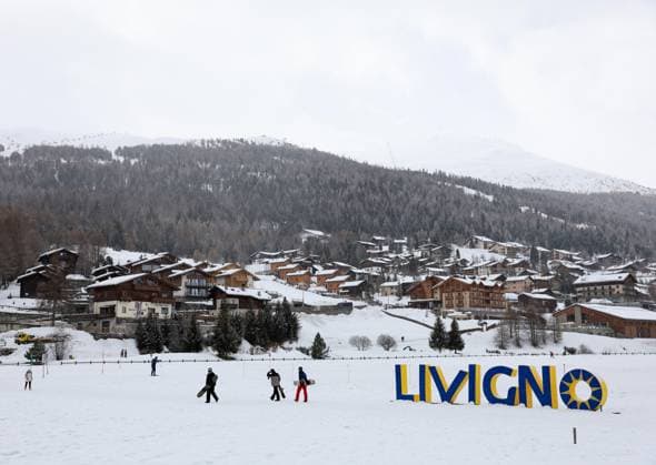 (250316) -- LIVIGNO, March 16, 2025 -- This photo taken on March 13, 2025 shows a street view of Livigno, Italy. Livigno will host the snowboarding and freestyle skiing competitions at the Olympic Winter games, Winterspiele,Spiele, Summer games Milano Cortina 2026. ) (SP)ITALY-LIVIGNO-MILANO-CORTINA WINTER OLYMPICS-DAILY LIFE LixJing 