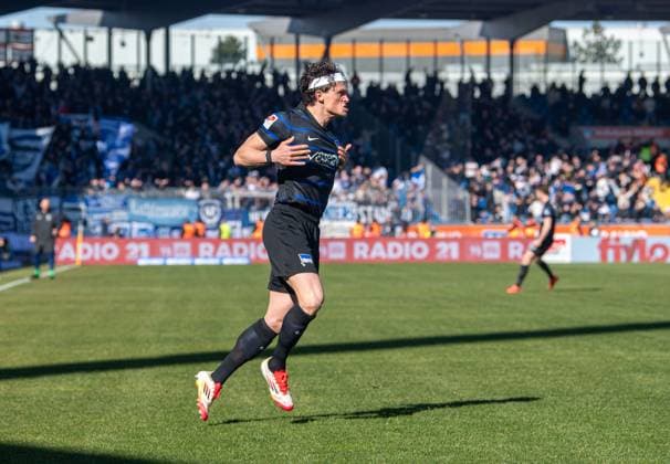 Soccer, Men, Season 2024 2025, 2 Bundesliga 26 Matchday , Eintracht Braunschweig Hertha BSC, Fabian Reese Hertha BSC , Celebration after goal to 0 1, 16 03 2025, Copyright: xSebastianxRäppold MatthiasxKochx