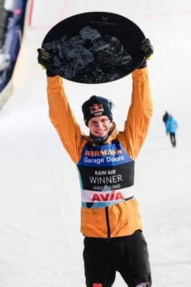 Bilder des Jahres 2025, Sport 03 M?rz RAW AIR Vikersund men Vikersund 20250316. Andreas Wellinger from Germany takes 1st place in Raw Air 2025 overall. Photo: Terje Bendiksby NTB Vikersund Norway EDITORIAL USE ONLY. RESTRICTED USE FOR BETTING COMPANIES Ref:_SPOIVoLSVqk0DE.jpg *** RAW AIR Vikersund men Vikersund 20250316 Andreas Wellinger from Germany takes 1st place in Raw Air 2025 overall Photo Terje Bendiksby NTB Vikersund Norway EDITORIAL USE ONLY RESTRICTED USE FOR BETTING COMPANIES  Copyright: xTerjexBendiksbyx xNTBx